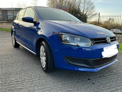 2013 - Volkswagen Polo Automatic