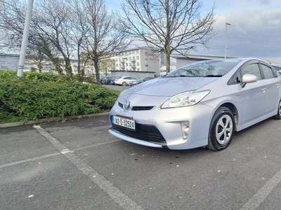 2014 - Toyota Prius Automatic