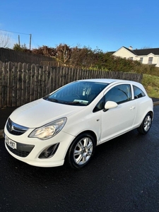 2014 - Vauxhall Corsa ---