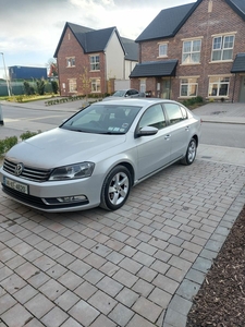 2014 - Volkswagen Passat Manual