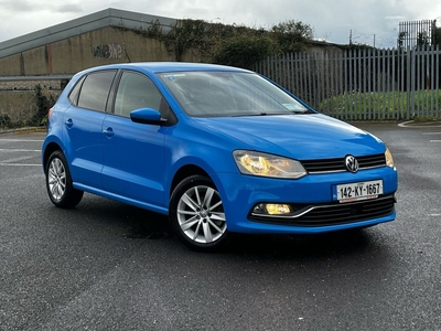 2014 - Volkswagen Polo Automatic