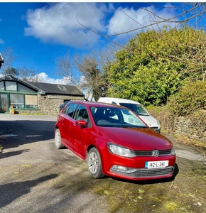 2014 - Volkswagen Polo Manual