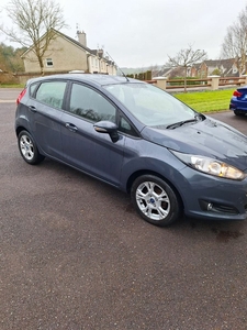 2015 - Ford Fiesta Manual