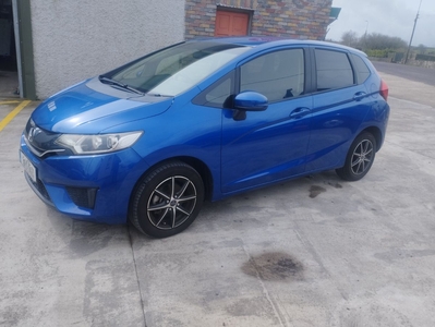 2015 - Honda Fit Manual