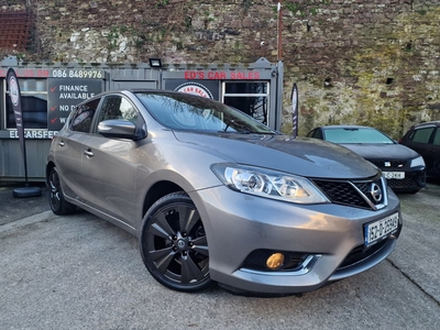 2015 - Nissan Pulsar Manual