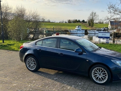 2015 - Opel Insignia Manual