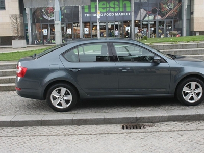 2015 - Skoda Octavia Manual