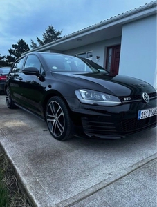 2015 - Volkswagen Golf Manual