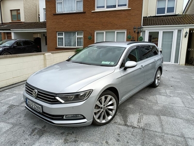 2015 - Volkswagen Passat Manual