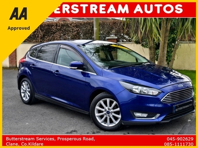 2016 - Ford Focus Manual