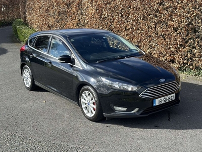 2016 - Ford Focus Manual