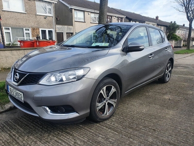 2016 - Nissan Pulsar Automatic