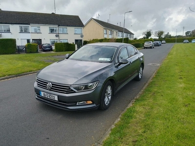 2016 - Volkswagen Passat Manual