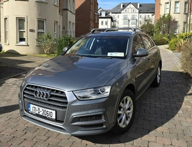 2017 - Audi Q3 Manual