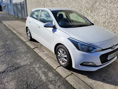 2017 - Hyundai i20 Manual