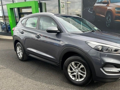 2017 - Hyundai Tucson Manual