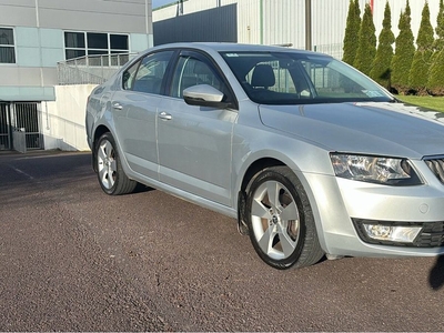 2017 - Skoda Octavia Manual