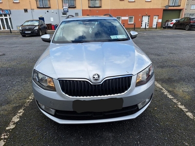 2017 - Skoda Octavia Manual