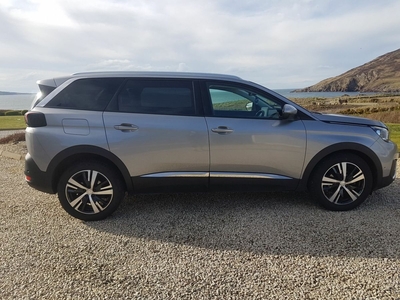 2018 - Peugeot 5008 Manual