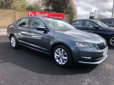 2018 - Skoda Octavia Manual