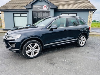 2018 - Volkswagen Touareg Automatic