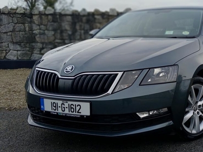 2019 - Skoda Octavia Manual