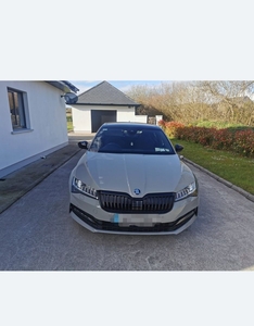 2020 - Skoda Superb Manual