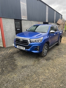 2020 - Toyota Hilux Manual