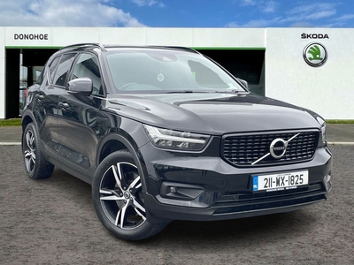 2021 (211) Volvo XC40