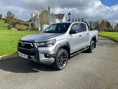 2021 - Toyota Hilux Automatic