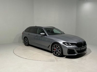 2023 - BMW 5-Series Automatic