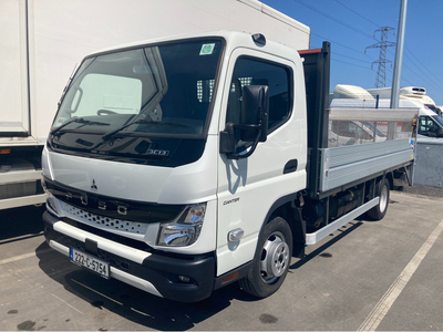 MITSUBISHI CANTER