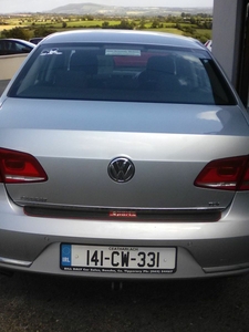 2014 - Volkswagen Passat Manual