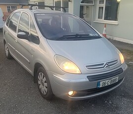 2006 - Citroen Xsara Picasso Manual