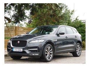 2017 (171) Jaguar F-Pace