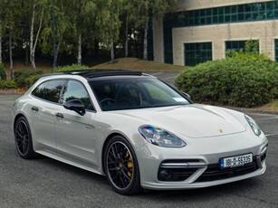 2018 (181) Porsche Panamera