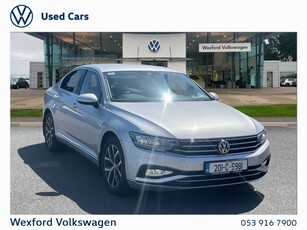 2020 - Volkswagen Passat Manual