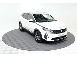 2021 (211) Peugeot 3008