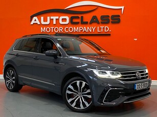 2021 (212) Volkswagen Tiguan