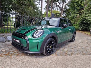 2022 (221) Mini Cooper