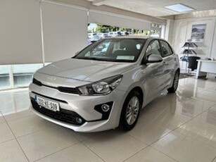 2022 - Kia Rio Manual