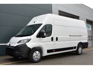 2024 (241) Opel Movano