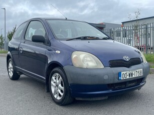 2000 - Toyota Yaris Manual