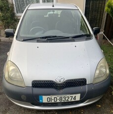 2001 - Toyota Yaris Manual