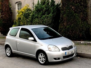 2005 - Toyota Yaris ---