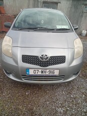 2007 - Toyota Yaris Manual