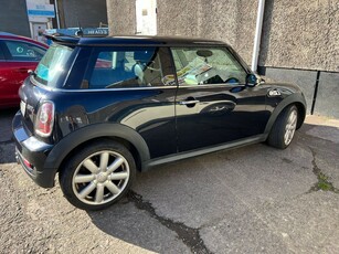 2008 - Mini Cooper Manual