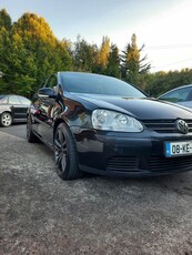 2008 - Volkswagen Golf ---