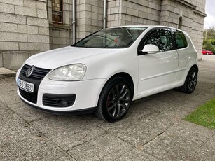 2008 - Volkswagen Golf Manual