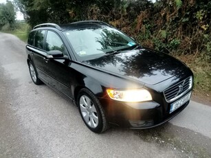 2008 - Volvo V50 Manual